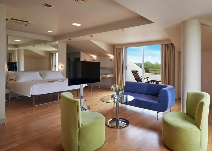 Richmond Nua Wellness Spa - Adult Only